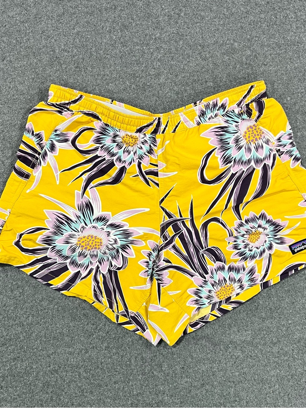 Patagonia Yellow Purple Floral Shorts Swim Trunks Women's Size Small Baggies